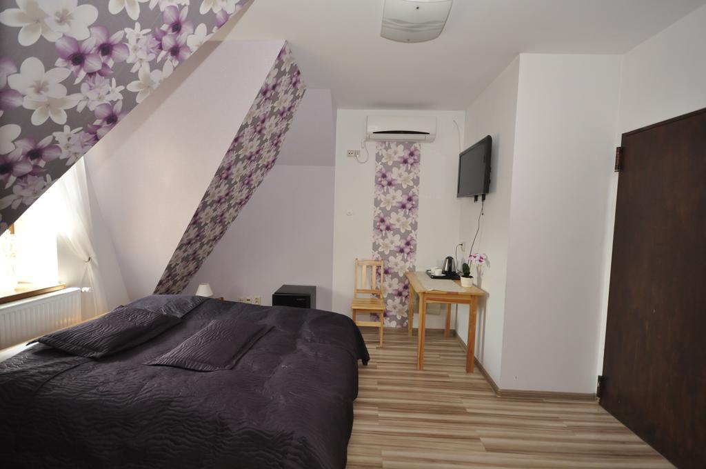 Pokoje Zygmuntowska Nowy Sącz Habitación foto